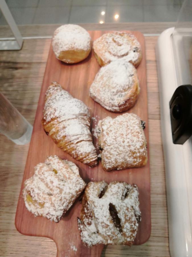Hotel Iride Suite & Breakfast- Ideale Per Famiglie E Coppie Риччоне Экстерьер фото